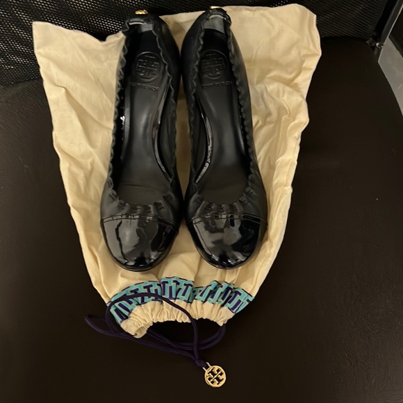 Tory Burch Shoes - Beautiful Tory Burch cap toe shoe.